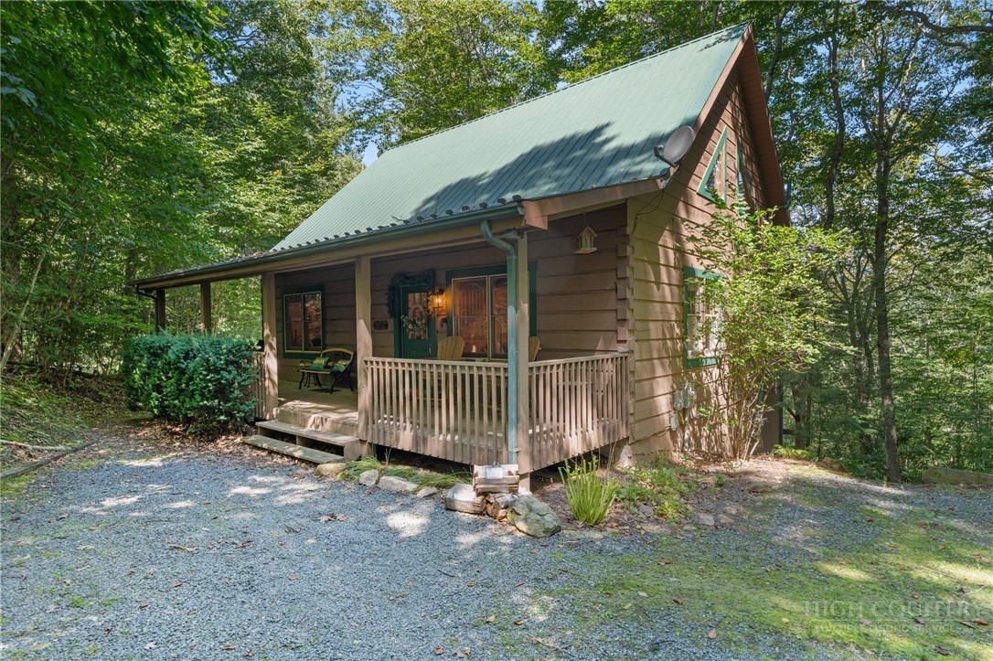 564 Timber Lakes Drive Property Photo 1