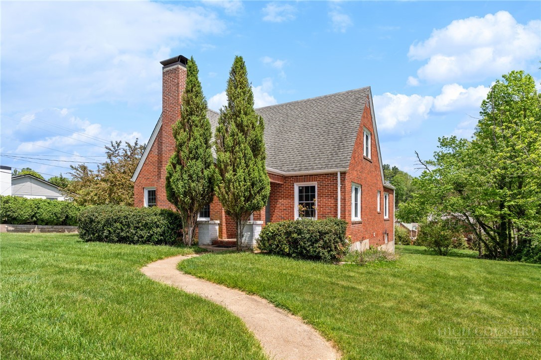 306 Wilton Avenue Property Photo 1