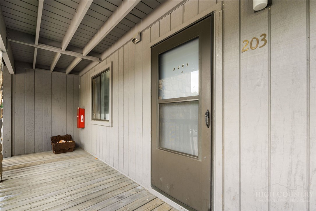 128 Zeb Street 203a Property Photo 1