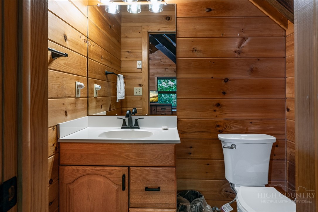 3925 Blackberry Crest Lane Property Photo 21