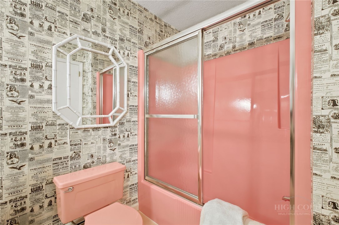 2472 Flat Top Road Property Photo 24