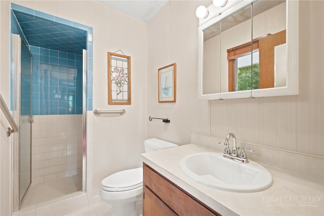 2472 Flat Top Road Property Photo 31