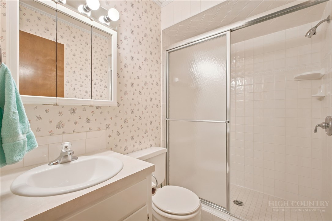 2472 Flat Top Road Property Photo 43