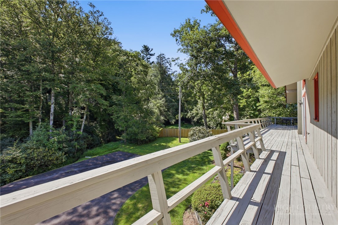 2472 Flat Top Road Property Photo 46