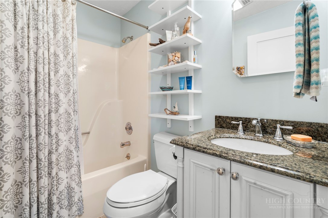 182 Forestridge Drive Property Photo 23