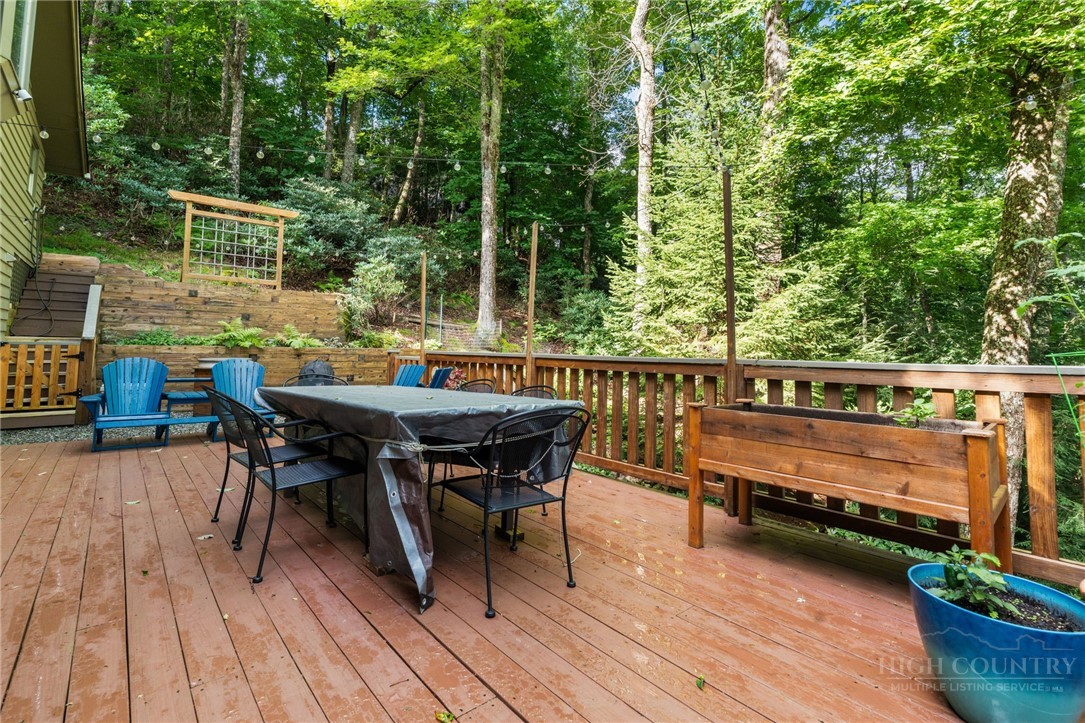 182 Forestridge Drive Property Photo 35
