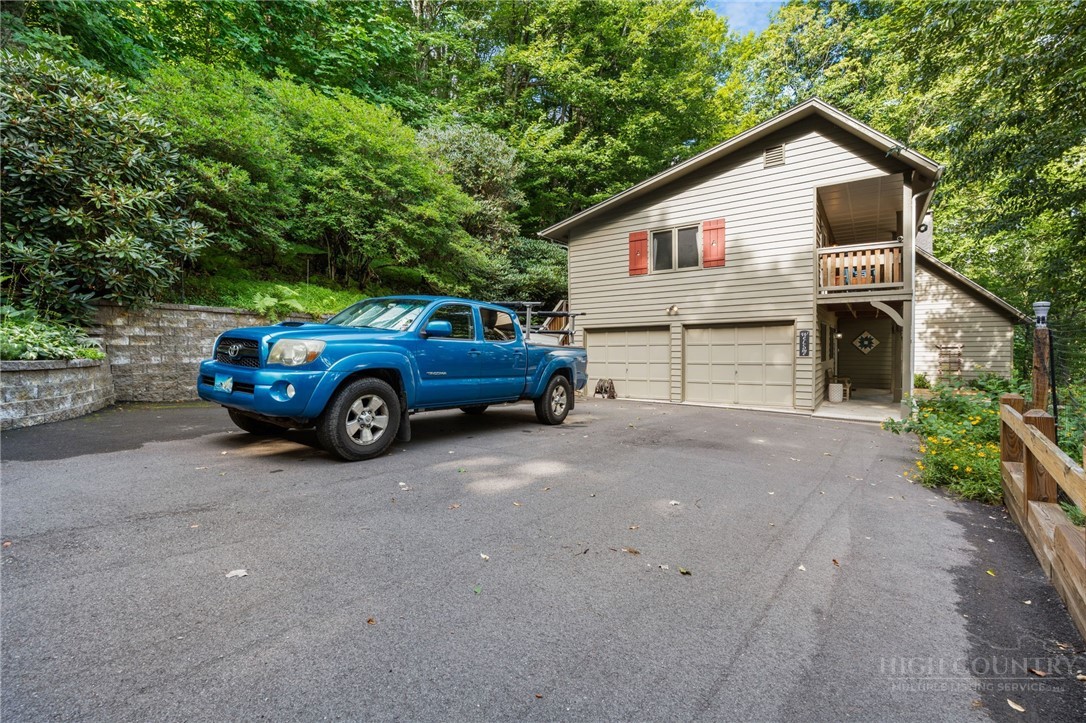182 Forestridge Drive Property Photo 38