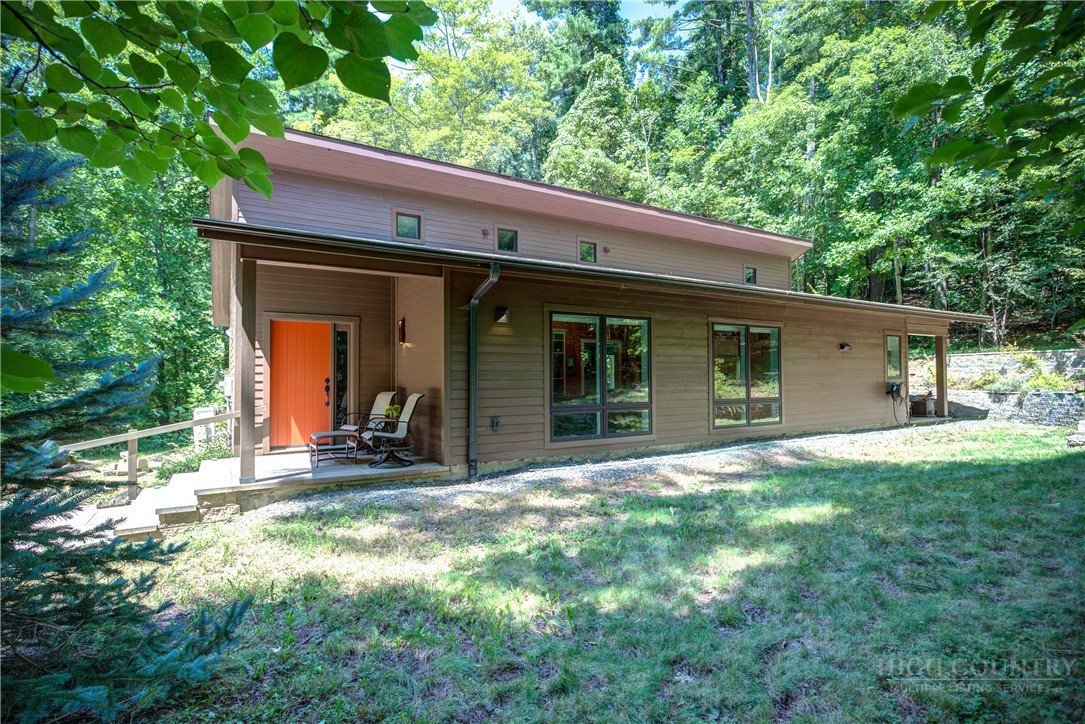 338 Lake View Trail Property Photo 1