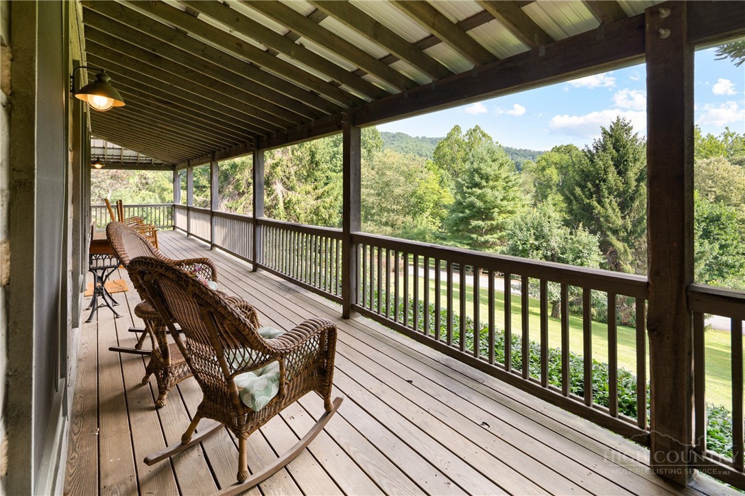 276 E Rivers Edge Property Photo 5