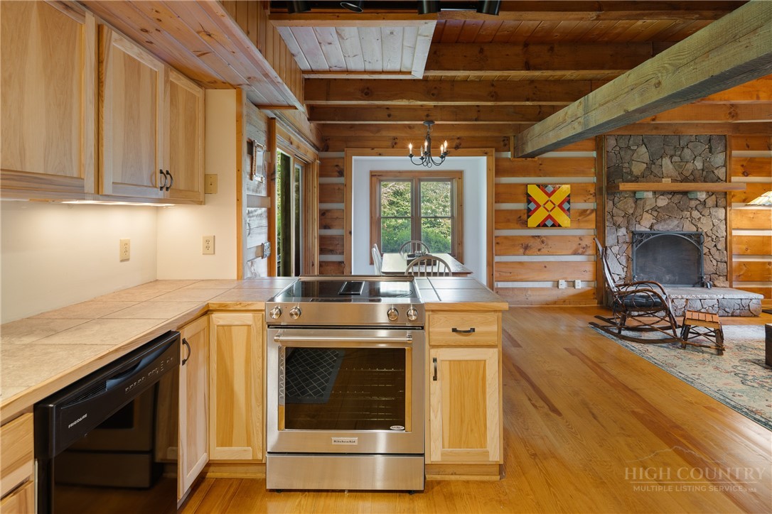 276 E Rivers Edge Property Photo 14