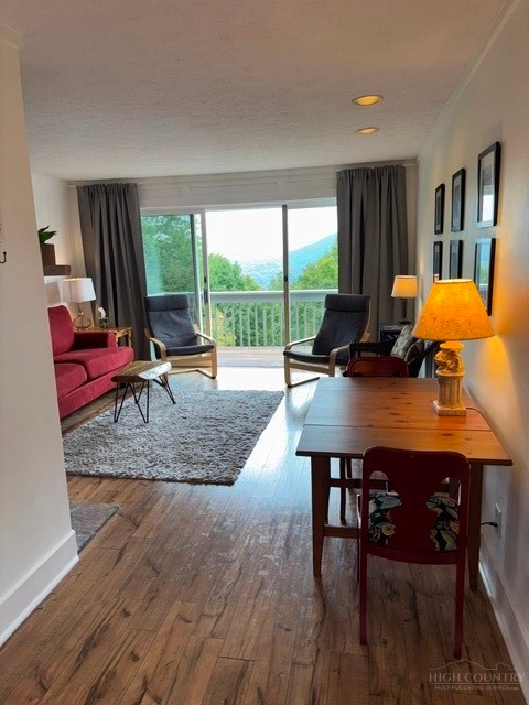 161 Skyleaf Drive E20 Property Photo 9