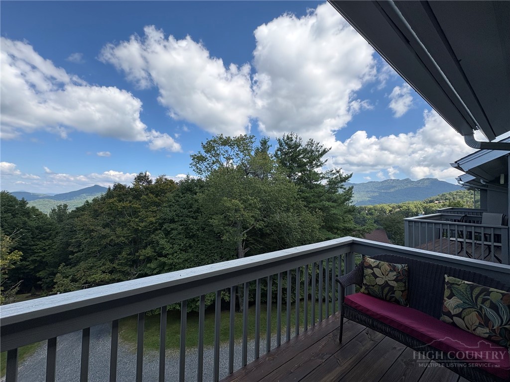 161 Skyleaf Drive E20 Property Photo 20