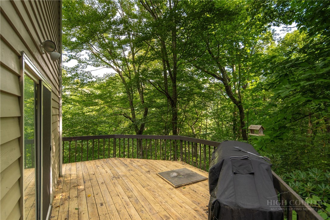 556 Timberlane Drive Property Photo 10