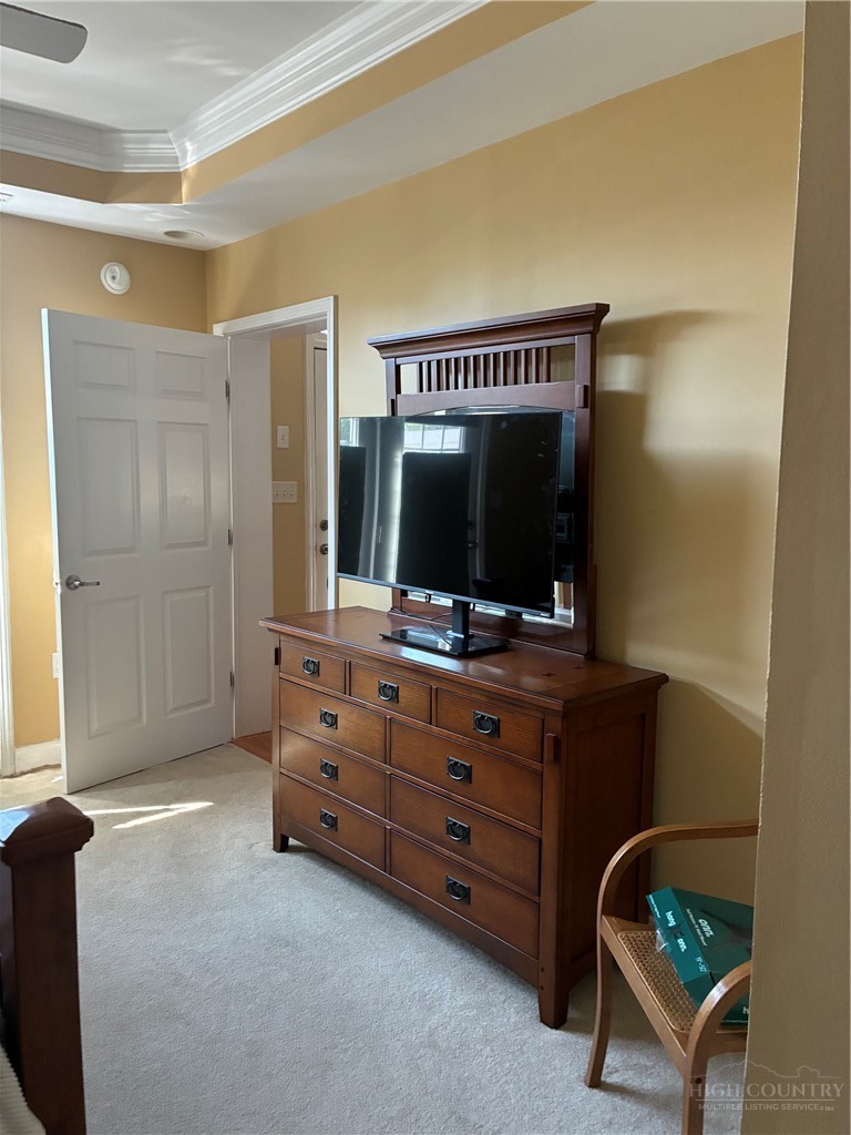 33 Grand Circle 404 Property Photo 17