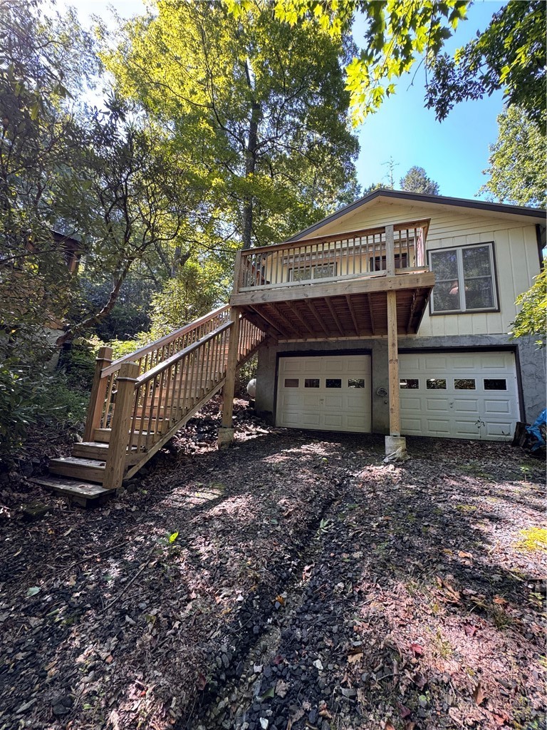 488 Hemlock Loop Property Photo 25