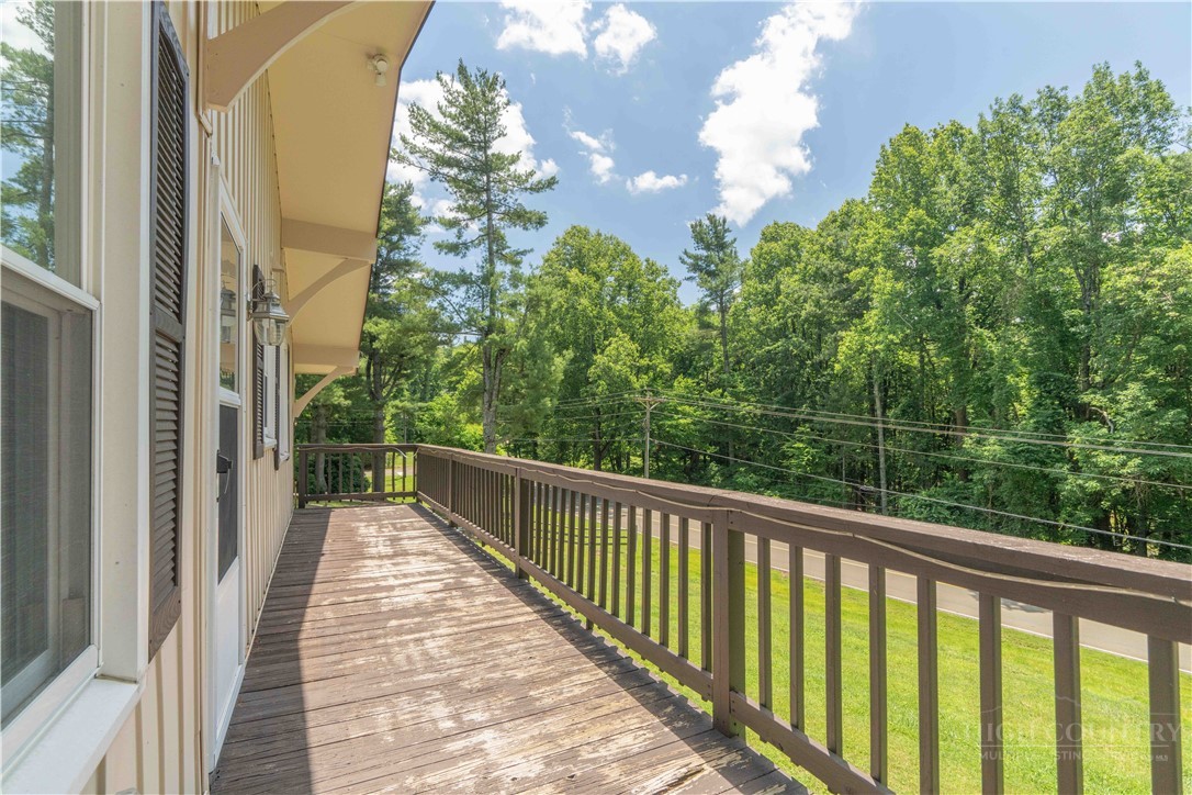 81 Pine Tree Drive Property Photo 29
