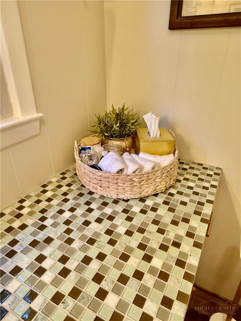 95 Pine Tree Drive Property Photo 31