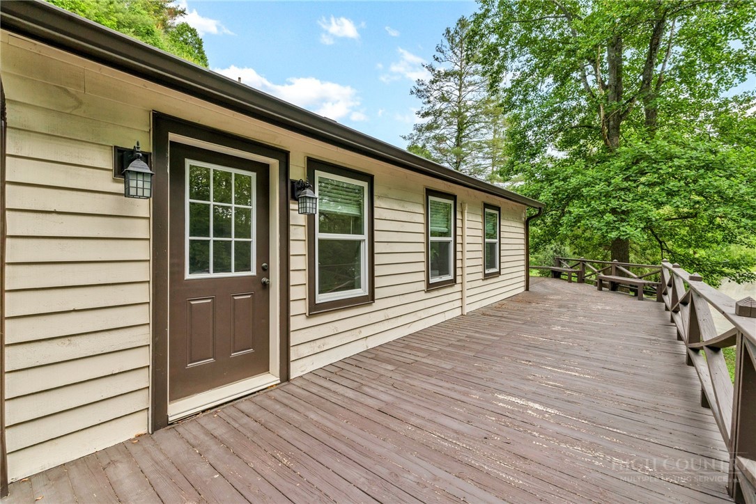 7 Legra Road Property Photo 2
