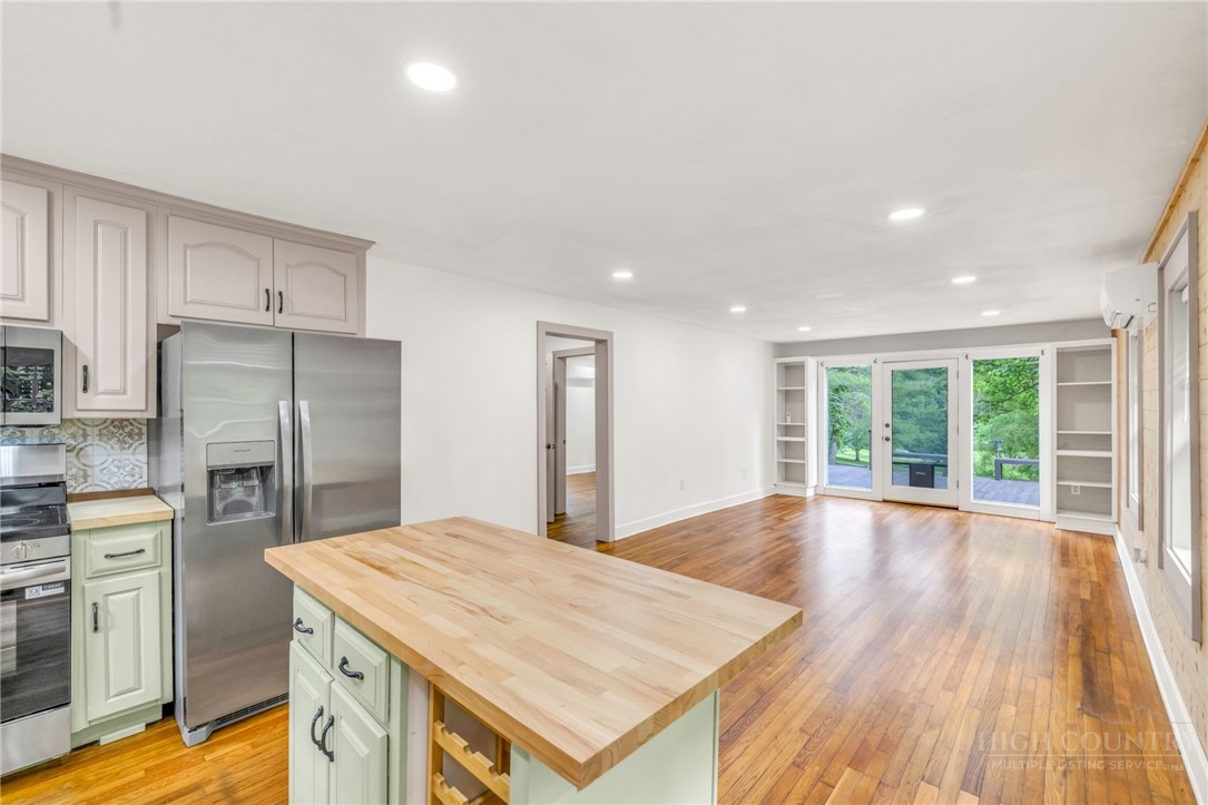 7 Legra Road Property Photo 8