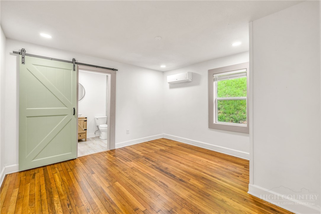7 Legra Road Property Photo 17