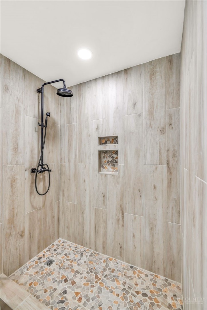 7 Legra Road Property Photo 22