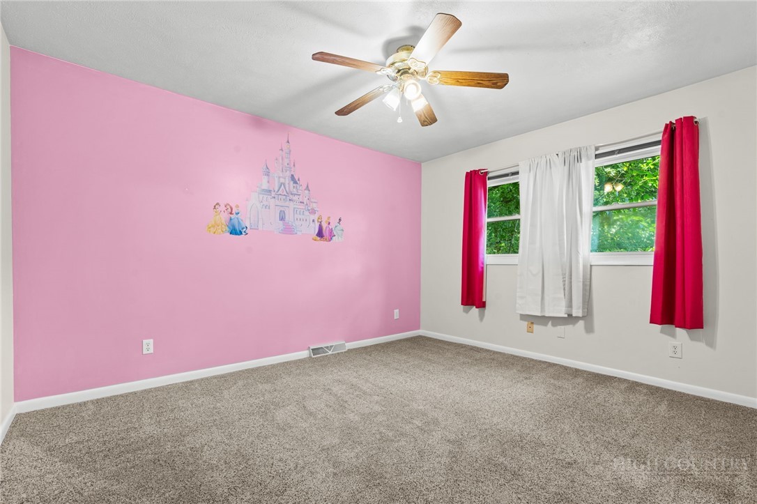 304 Evergreen. Lane Property Photo 14