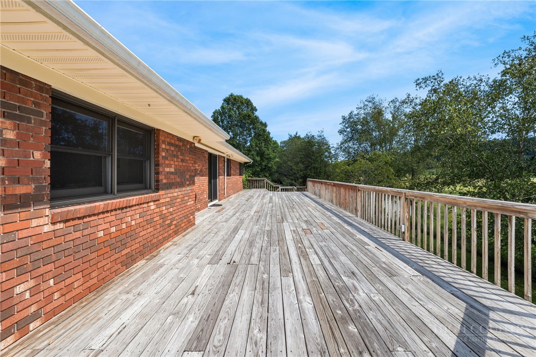 304 Evergreen. Lane Property Photo 46