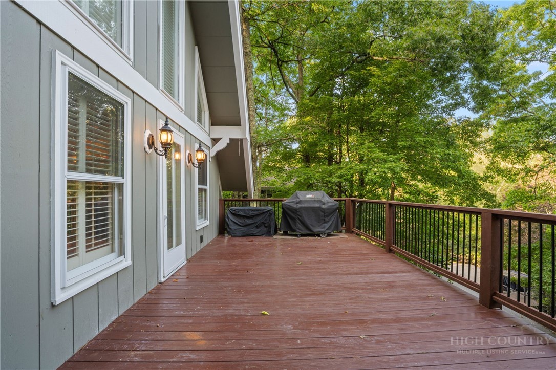 244 Walnut Property Photo 30