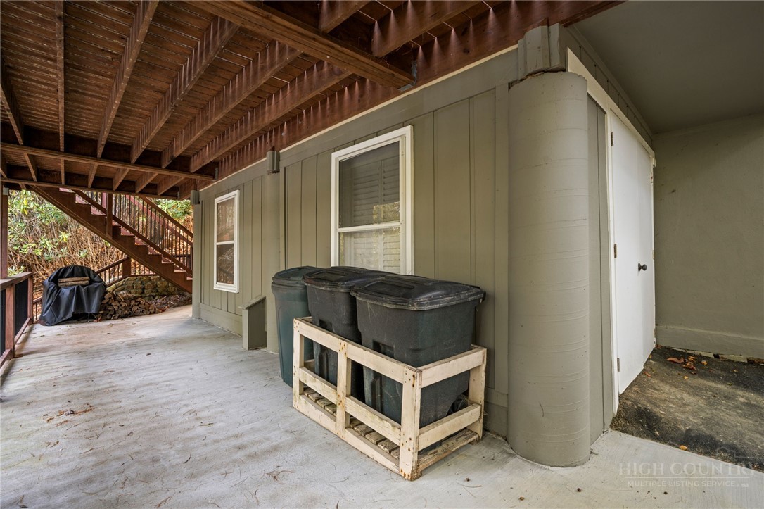 244 Walnut Property Photo 35