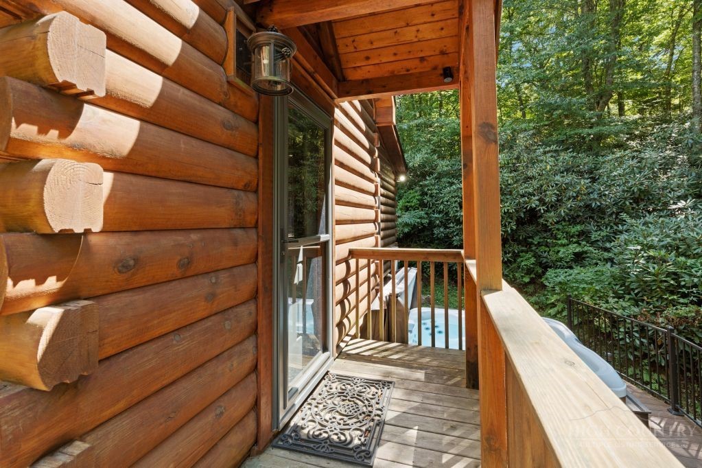 689 Sugar Mountain Drive Property Photo 35
