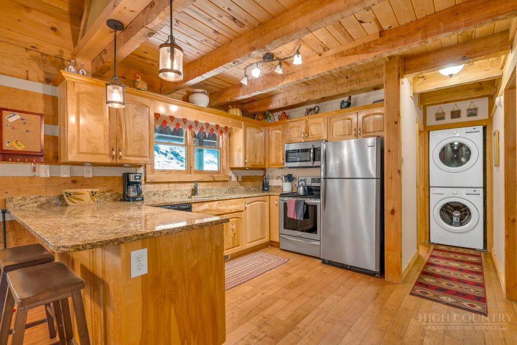267 Streamside Lane Property Photo 12