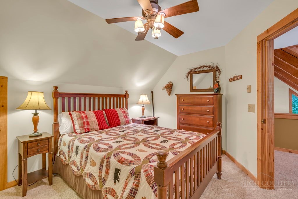 267 Streamside Lane Property Photo 27