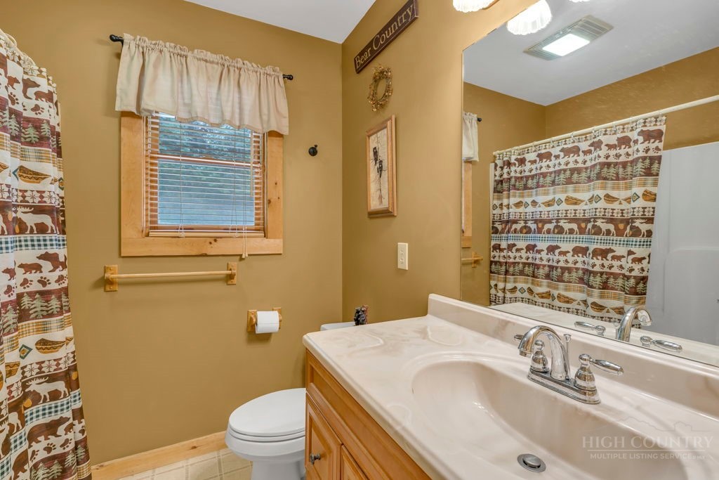 267 Streamside Lane Property Photo 28