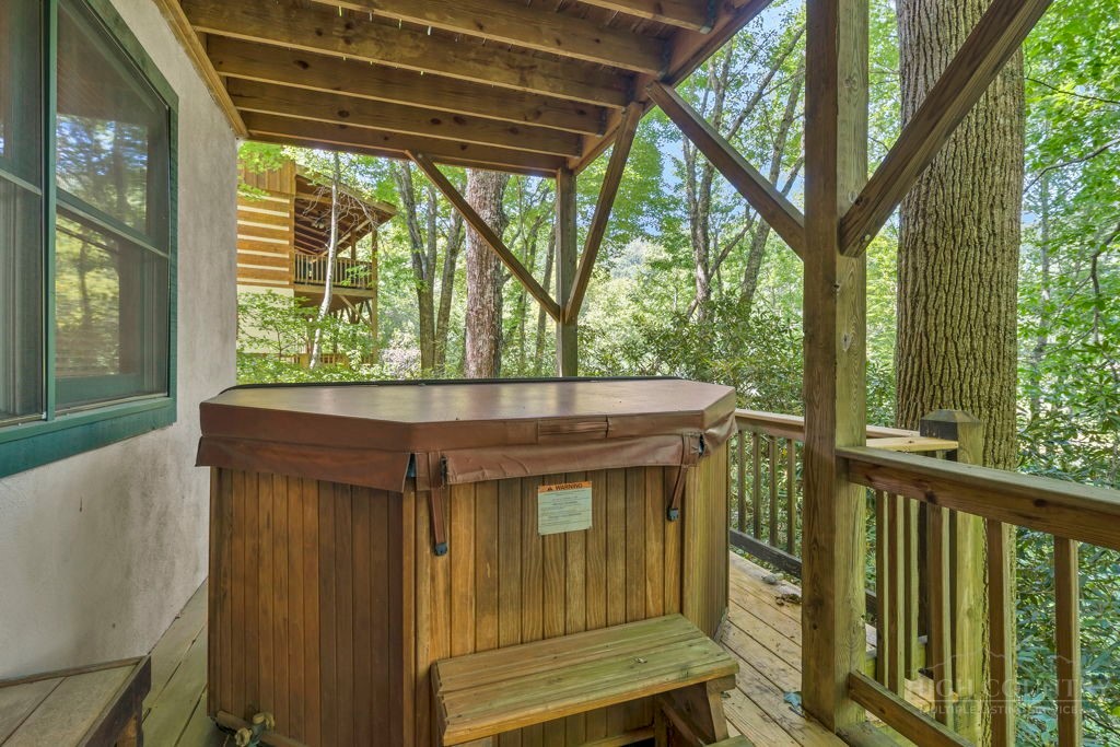 267 Streamside Lane Property Photo 39