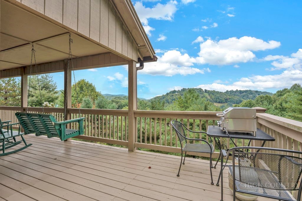 526 Welcome Way Property Photo 6