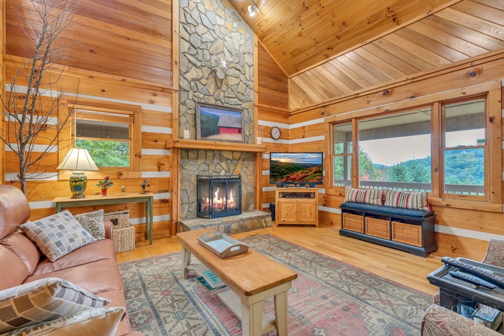 526 Welcome Way Property Photo 8