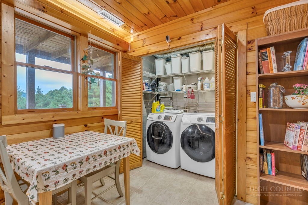 526 Welcome Way Property Photo 33