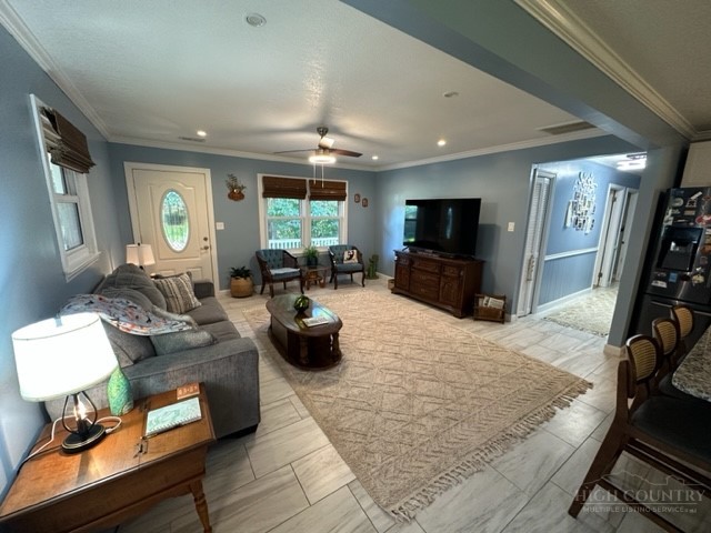 368 Westview Dr. Property Photo 6