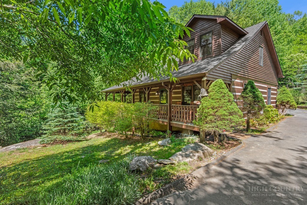 339 Welcome Way Property Photo 1