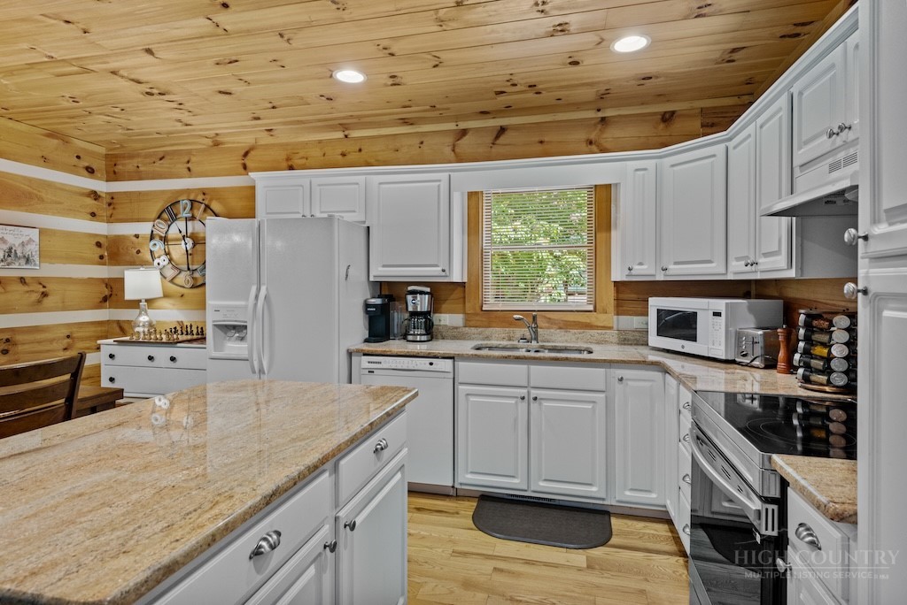 339 Welcome Way Property Photo 16