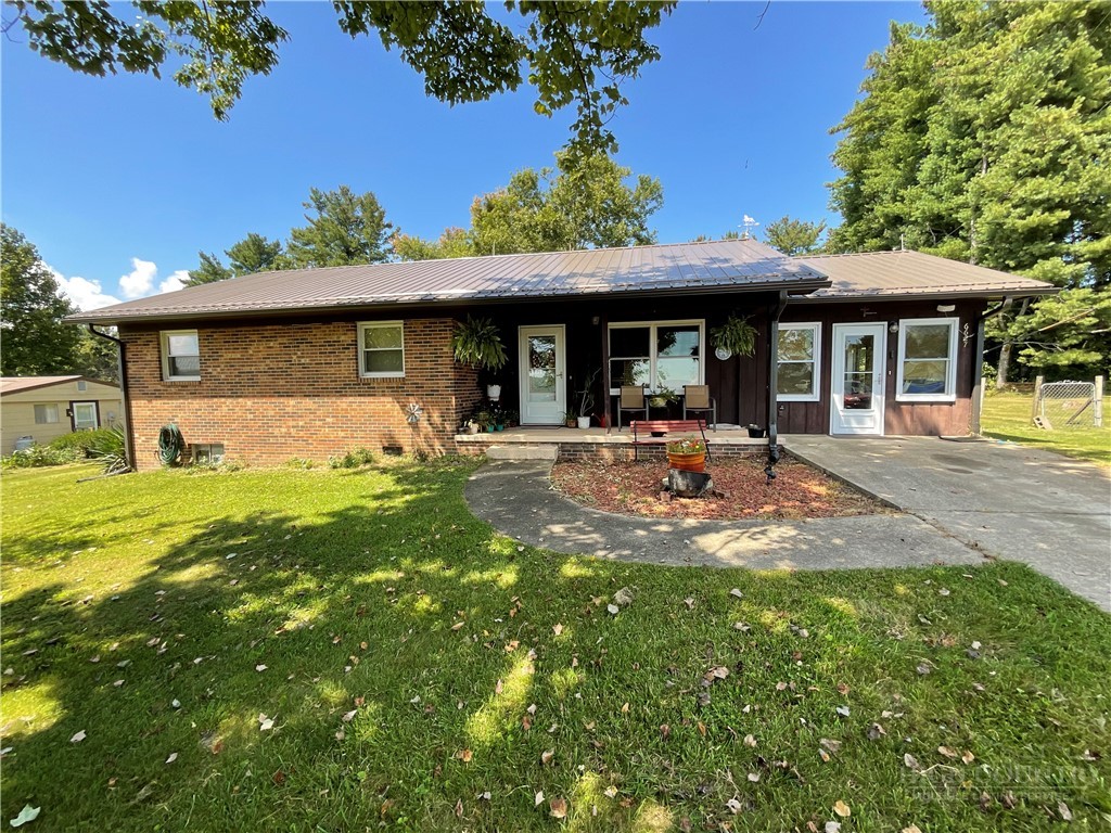 6627 Glade Valley Road Property Photo 1