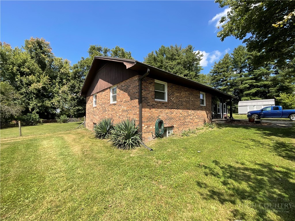 6627 Glade Valley Road Property Photo 4