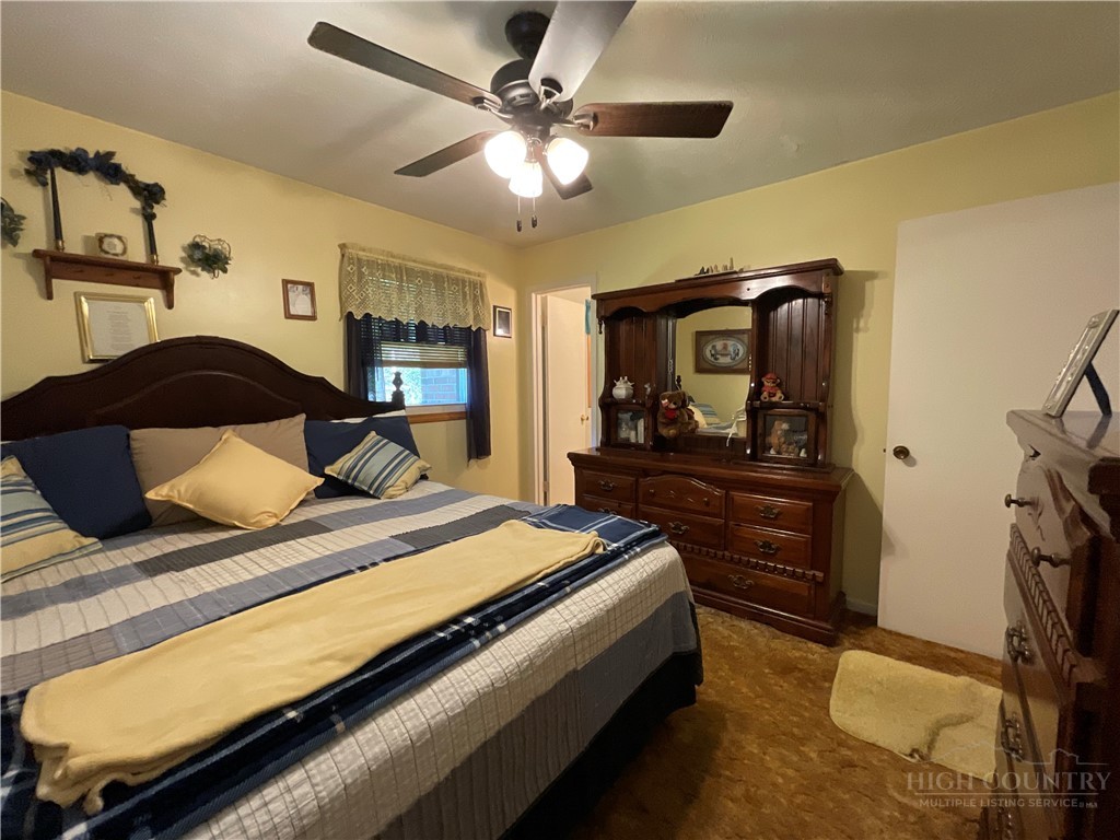 6627 Glade Valley Road Property Photo 24