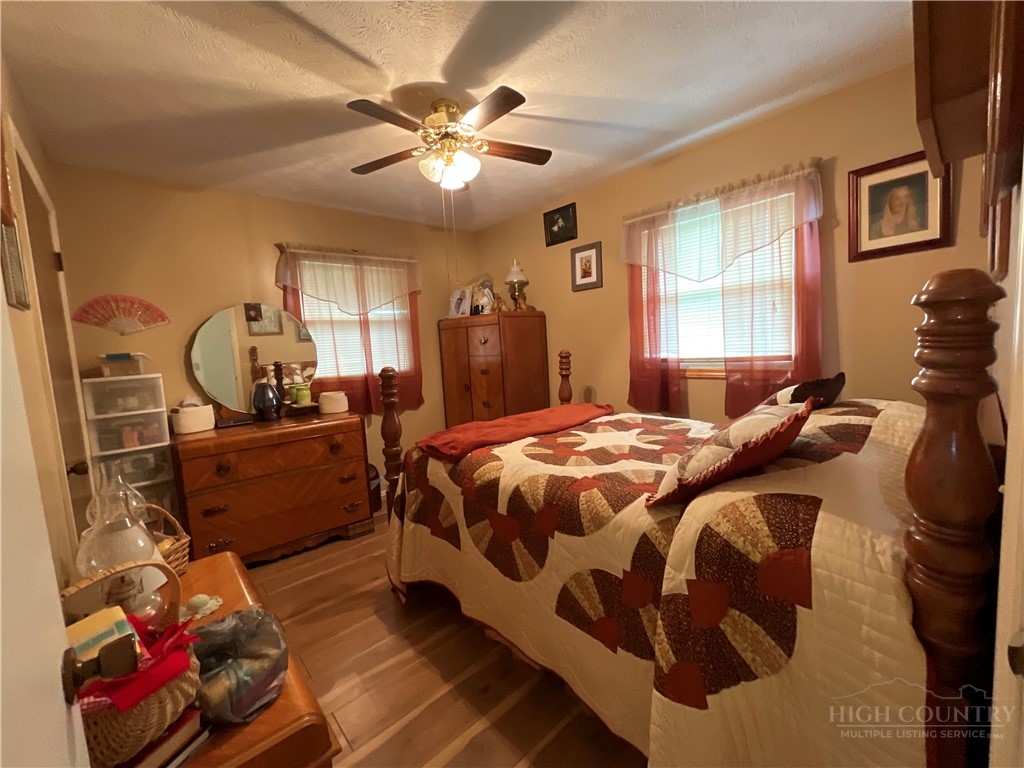 6627 Glade Valley Road Property Photo 28