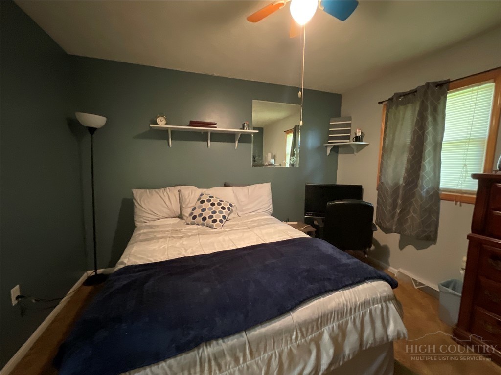6627 Glade Valley Road Property Photo 34