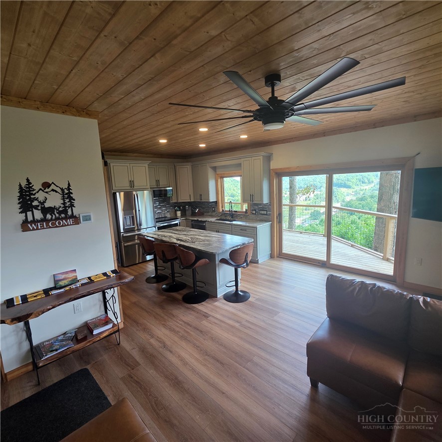 330 Maplewood Circle N/a Property Photo 9