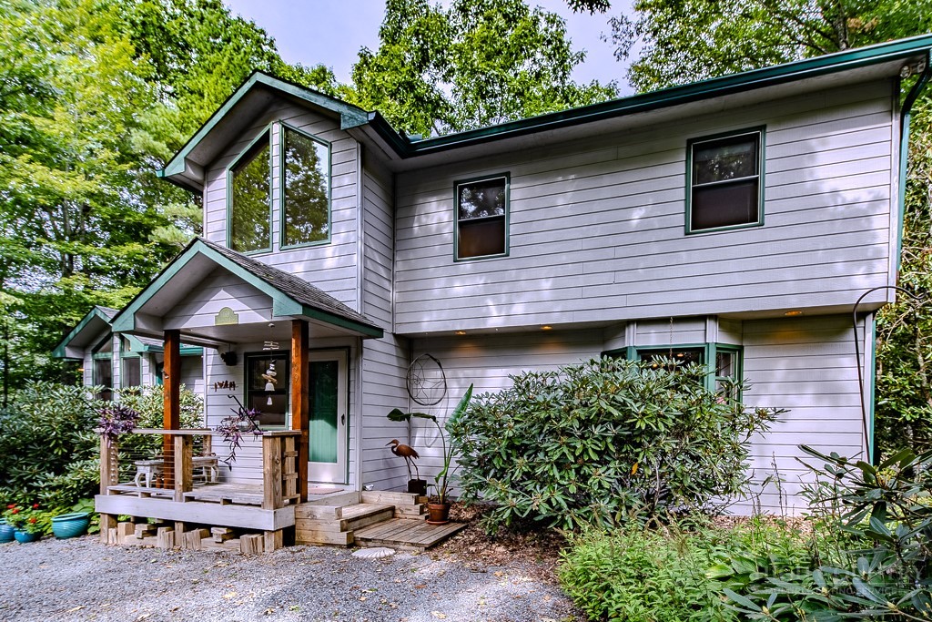 169 Woodcliff Loop Property Photo 1
