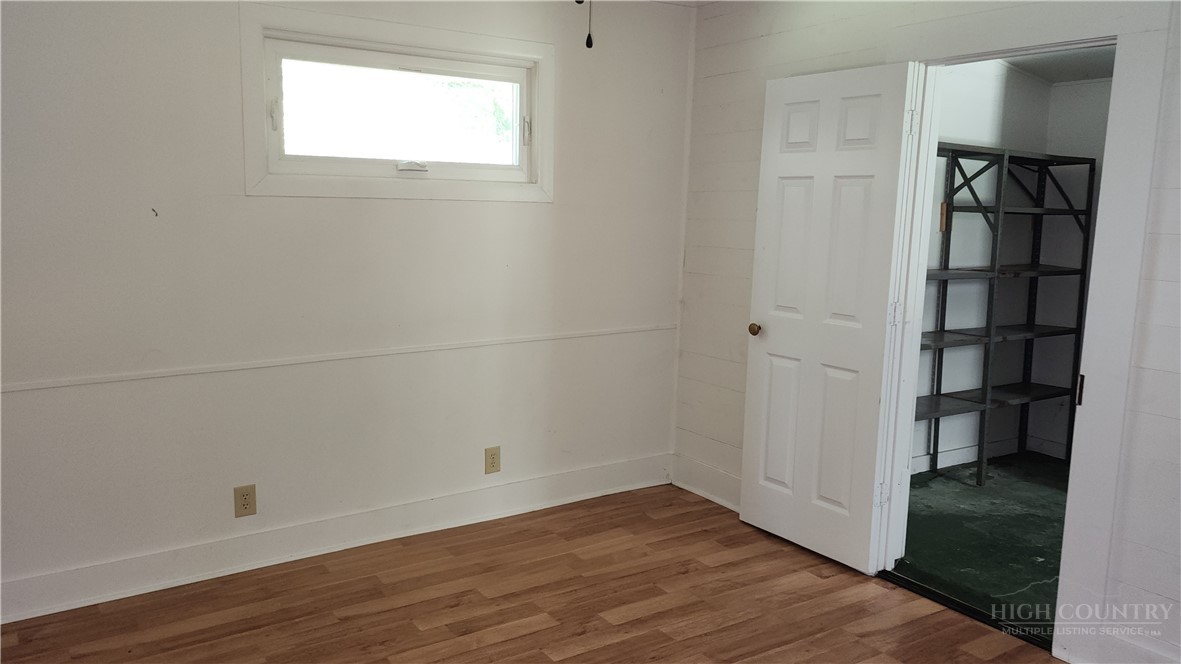 844 Connahetta Street Property Photo 11