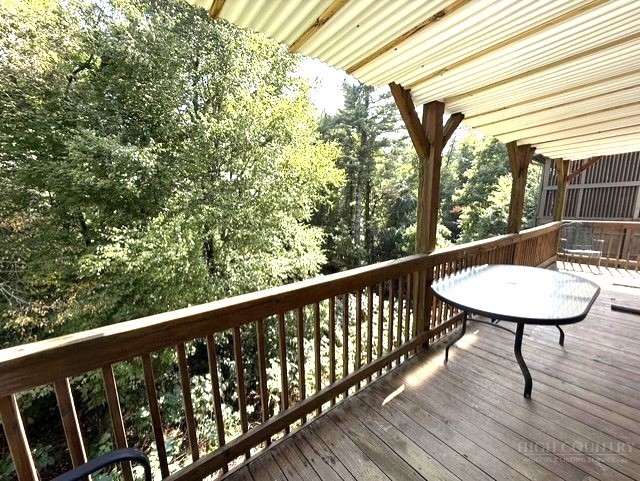 175 Pine Village 4 Property Photo 27