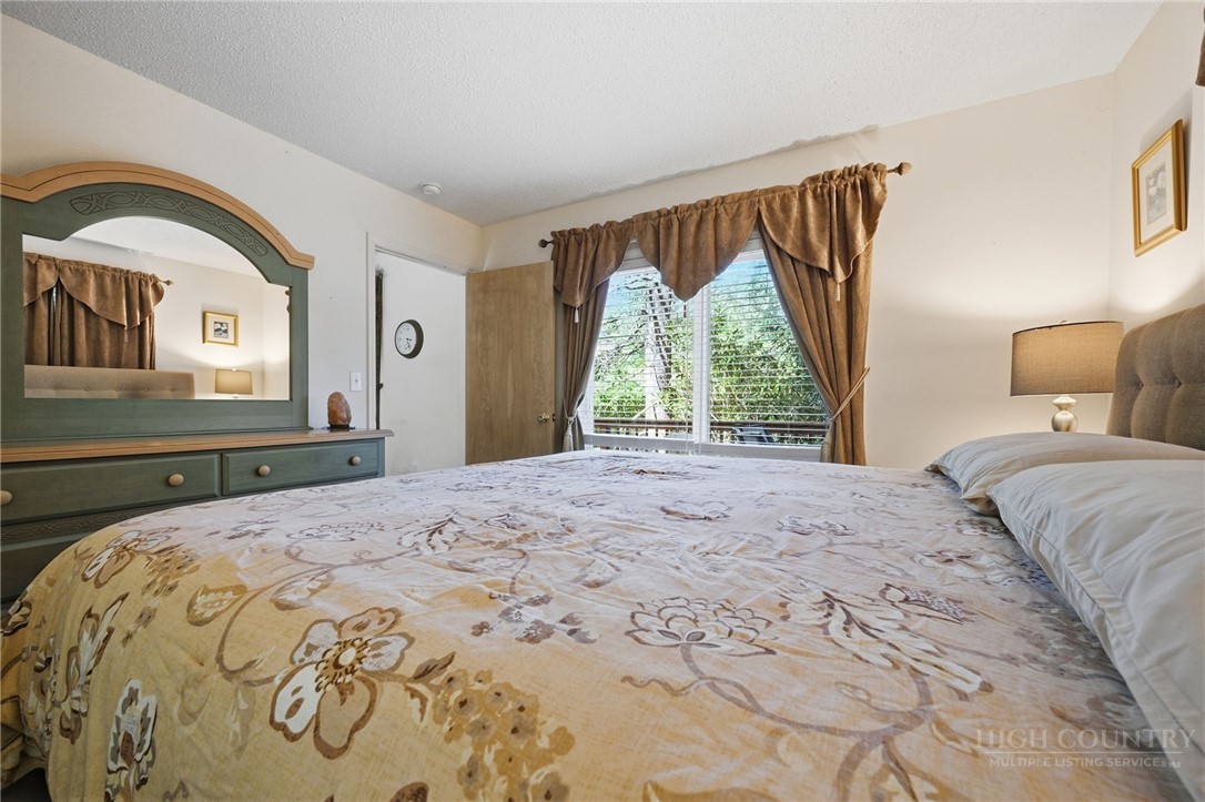 61 Fox Hill Loop Property Photo 17